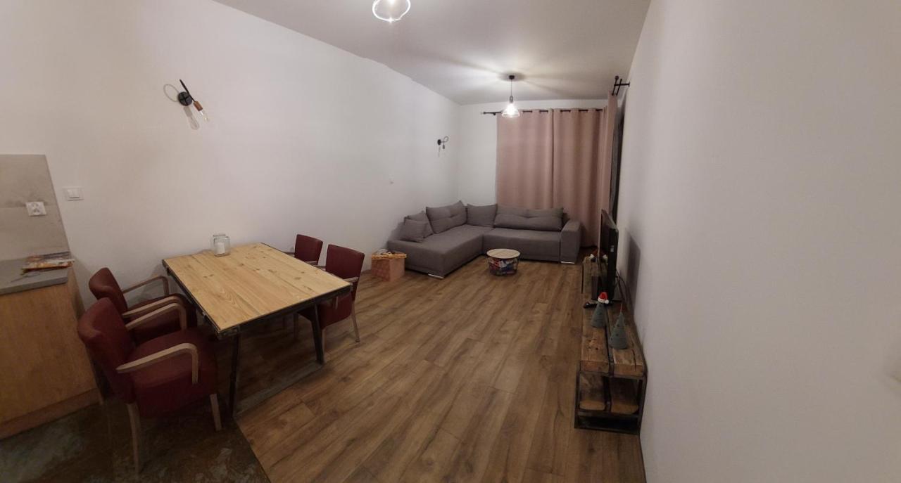 Buko Apartamenty Uniejow Esterno foto